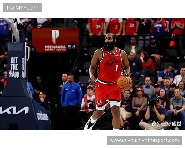 哈登带病仍打40分钟，引发用人安排争议，哈登带伤出战